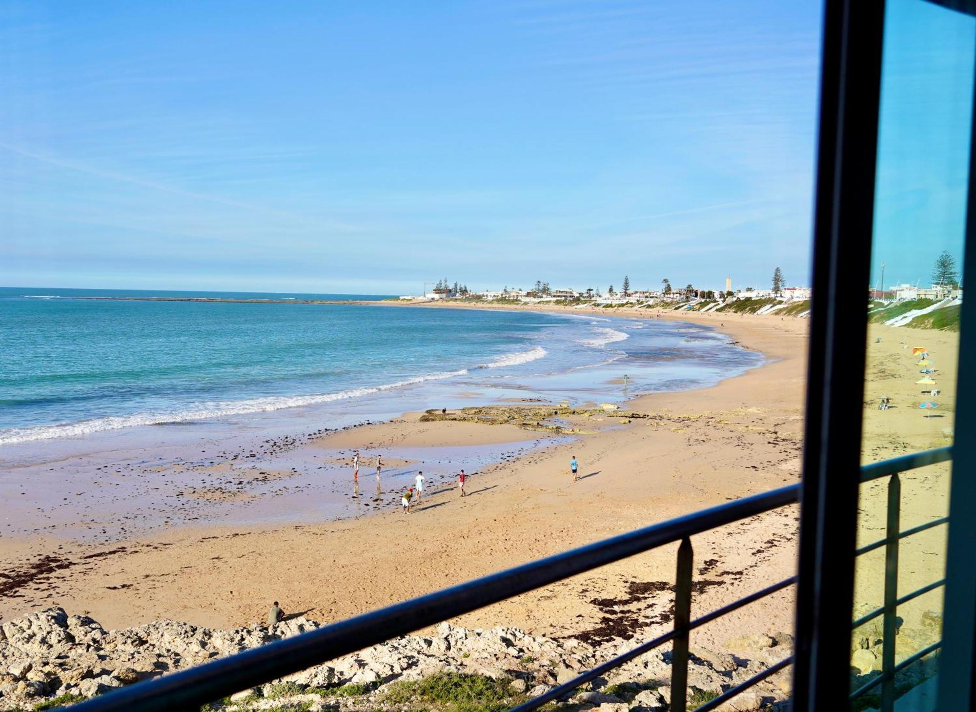Splendid Beachfront Villa In Sidi Bouzid Beach With Pool Douar Ourlali Exteriör bild