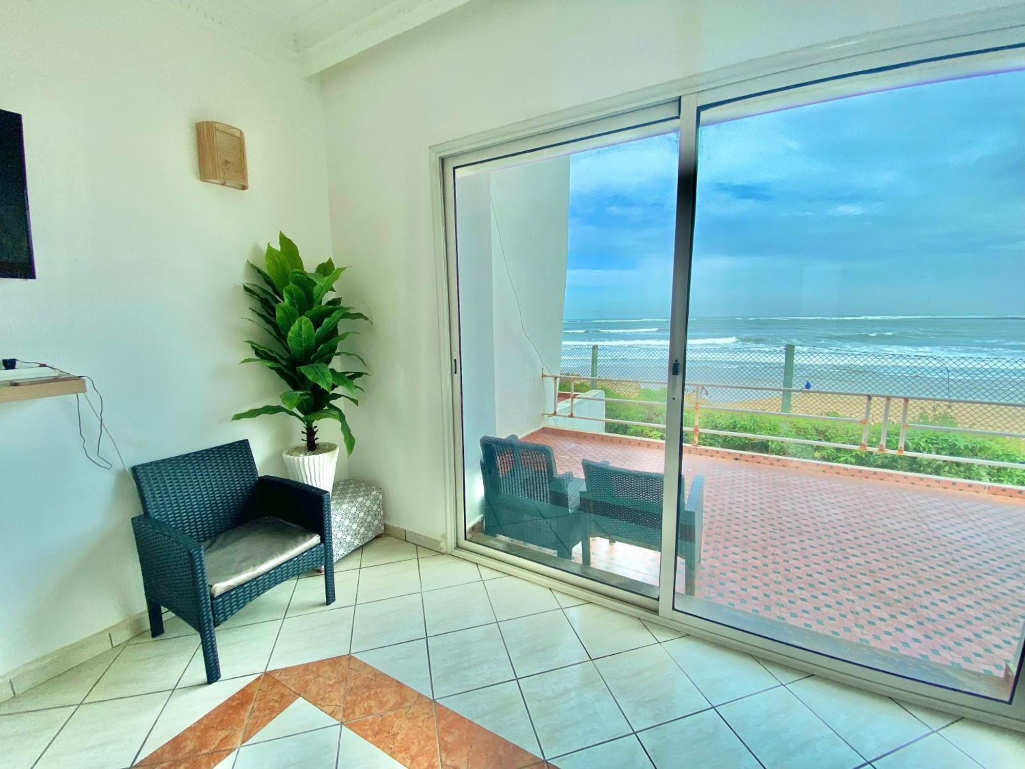 Splendid Beachfront Villa In Sidi Bouzid Beach With Pool Douar Ourlali Exteriör bild